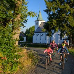 familien radausflug in der urlaubsregion lennestadt kirchhundem familien radausflug in der urlaubsregion lennestadt kirchhundem