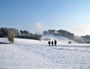 Wandern beim Winterurlaub in herrlicher Winterlandschaft vom Sauerland.