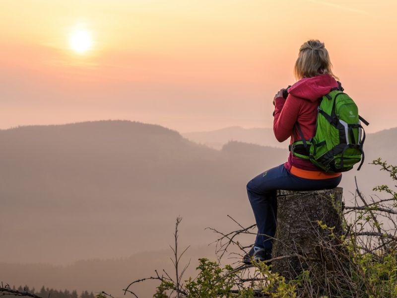 ruhezeit mit weitblick beim wandern in der urlaubsregion lennestadt kirchhundem  kopie  ruhezeit mit weitblick beim wandern in der urlaubsregion lennestadt kirchhundem  kopie